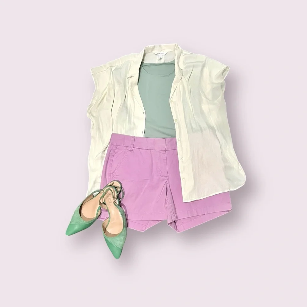 J. Crew Lilac Pink ‘City Fit’ Chino Shorts size 8 Medium 4” Preppy Girlie